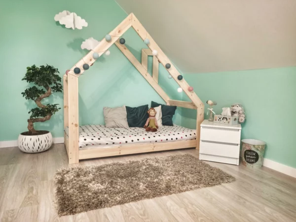 Detalowe zdjęcie łóżka Model K